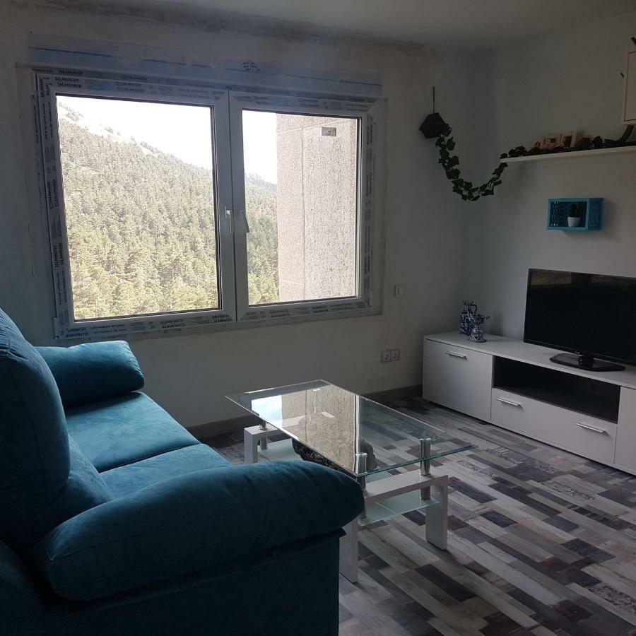 Estudio Romantico En Puerto De Navacerrada Cercedilla Luaran gambar