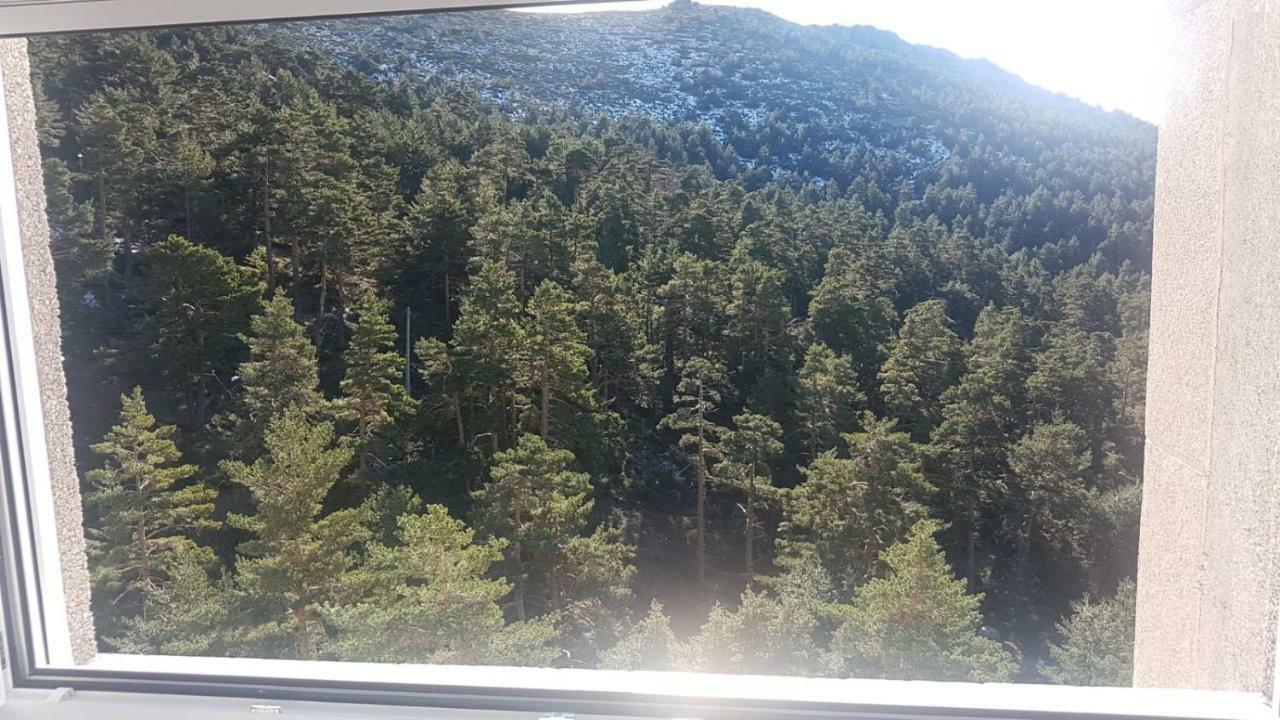 Estudio Romantico En Puerto De Navacerrada Cercedilla Luaran gambar